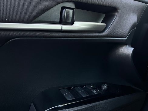 Used 2025 Toyota Camry LE image 20