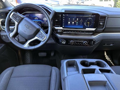 Used 2023 Chevrolet Silverado 1500 RST w/ Z71 Off-Road Package AWD/4WD image 14