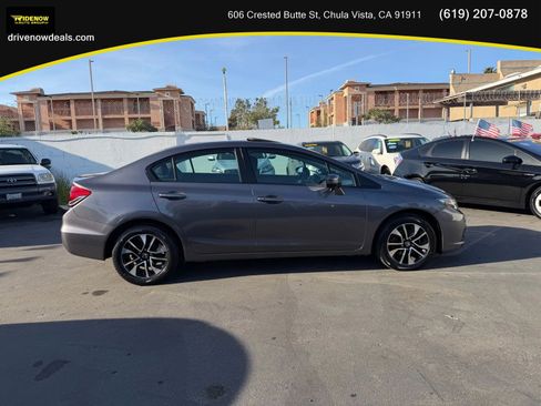 Used 2015 Honda Civic EX image 4
