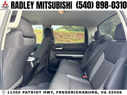 Used 2014 Toyota Tundra SR5 w/ SR5 Upgrade Package AWD/4WD image 12