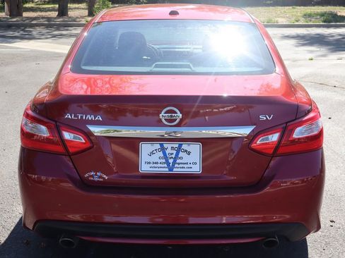 Used 2017 Nissan Altima 2.5 SV FWD image 6