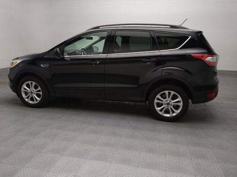 Used 2018 Ford Escape SE w/ SE Sync 3 Package AWD/4WD image 3