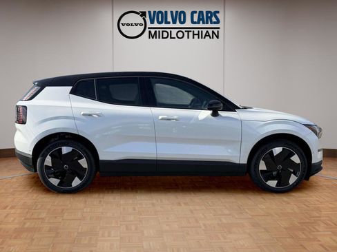 New 2026 Volvo EX30 Ultra w/ Protection Package Premier AWD/4WD image 18