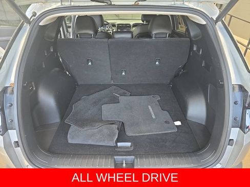 Used 2024 Hyundai Tucson Limited AWD/4WD image 13