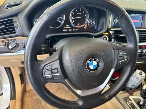 Used 2016 BMW X3 sDrive28i RWD image 9