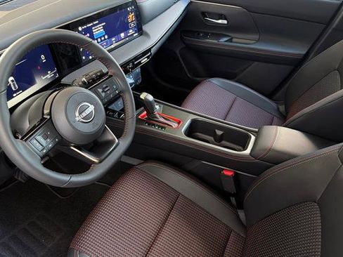 New 2026 Nissan Kicks SR FWD image 10