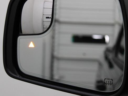 Used 2023 RAM 1500 Laramie image 16