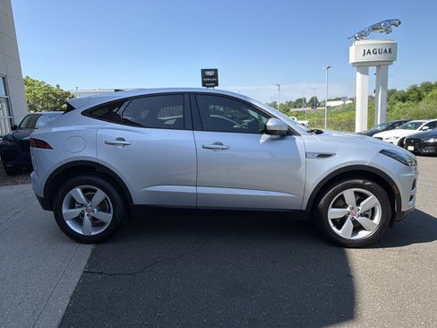 Used 2023 Jaguar E-PACE SE AWD/4WD image 2