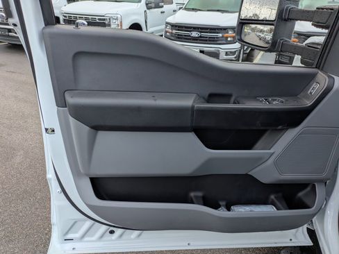 New 2026 Ford F450 XL w/ XL Chrome Package AWD/4WD image 15