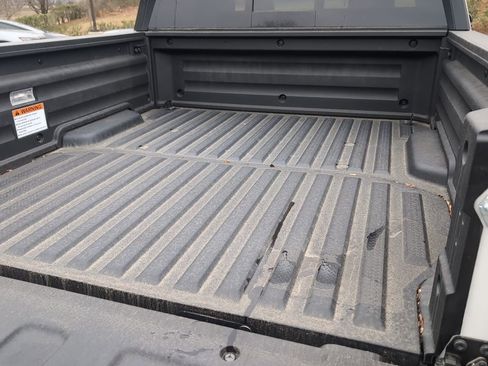 New 2026 Honda Ridgeline Black Edition image 13