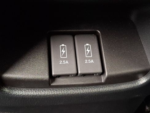 Used 2021 Honda CR-V EX image 11