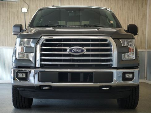 Used 2015 Ford F150 XLT w/ Equipment Group 302A Luxury AWD/4WD image 3