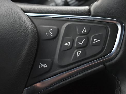 Used 2024 Chevrolet Equinox LT image 20