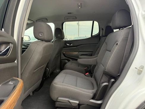 Certified 2023 GMC Acadia SLE FWD image 11