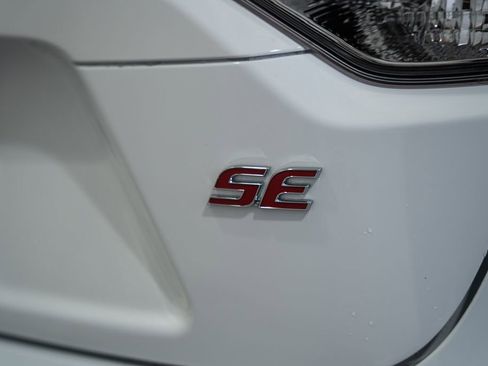 New 2026 Toyota Corolla SE image 7