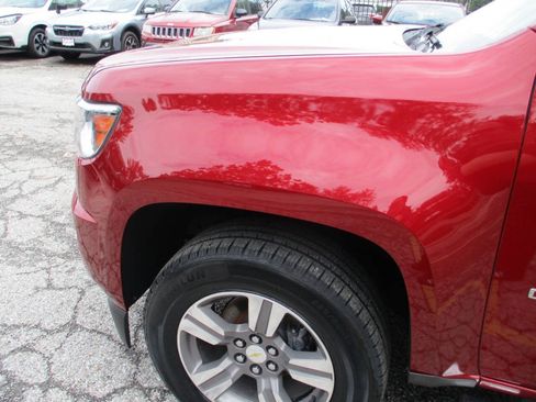 Used 2017 Chevrolet Colorado LT w/ LT Convenience Package RWD image 14