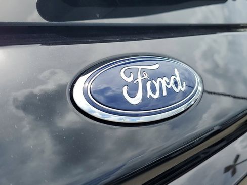 Certified 2025 Ford Explorer ST-Line image 9