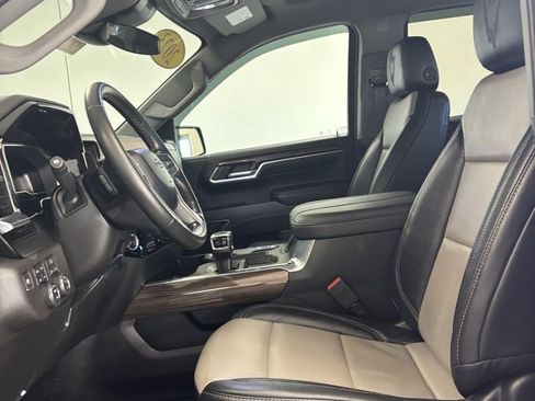 Used 2023 Chevrolet Silverado 1500 RST w/ Convenience Package II image 11