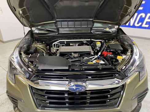 Used 2024 Subaru Ascent Touring w/ Popular Package #2 image 9