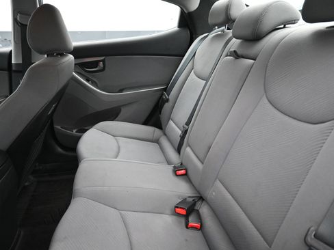 Used 2013 Hyundai Elantra GLS w/ Preferred Pkg FWD image 21