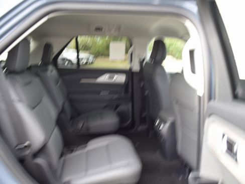 New 2026 Ford Explorer Active w/ Active Comfort Package RWD image 24