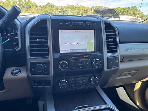 Used 2020 Ford F250 Lariat w/ Lariat Ultimate Package image 10