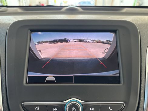 Used 2024 Chevrolet Equinox LT FWD image 26