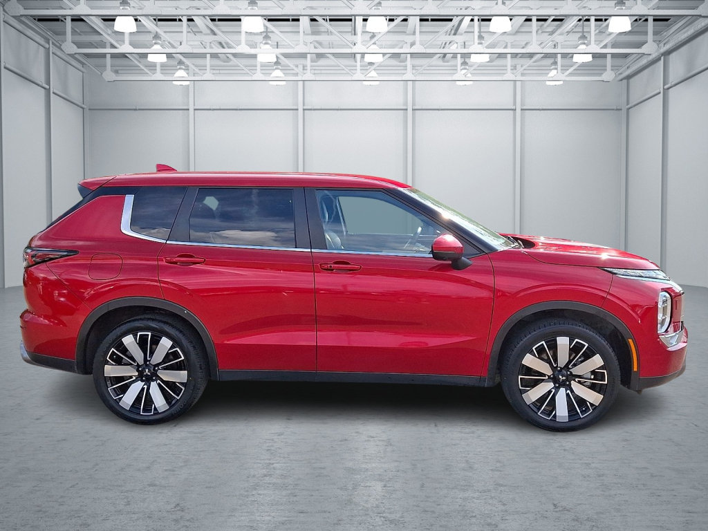 Used 2025 Mitsubishi Outlander SE AWD/4WD image 6