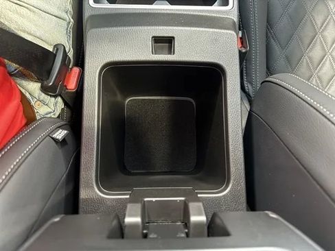 Used 2025 Mitsubishi Outlander SEL image 51