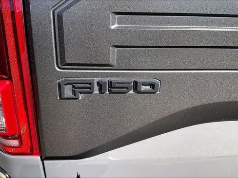 Used 2018 Ford F150 Raptor w/ Equipment Group 802A Luxury image 27