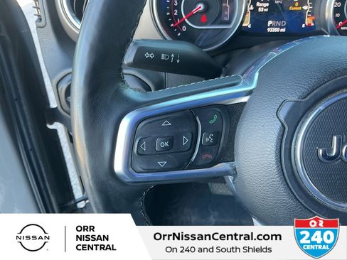 Used 2018 Jeep Wrangler Unlimited Rubicon image 19