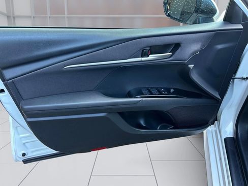 Used 2025 Toyota Camry LE FWD image 20