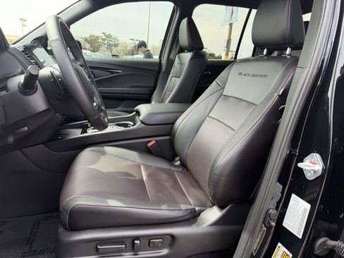 Used 2024 Honda Ridgeline Black Edition image 11