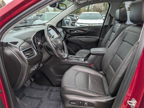 Used 2021 Chevrolet Equinox Premier AWD/4WD image 18