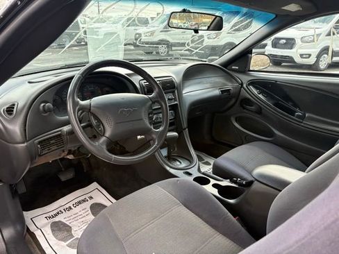Used 2003 Ford Mustang V6 image 10