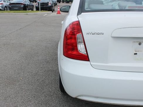 Used 2008 Hyundai Accent GLS FWD image 31