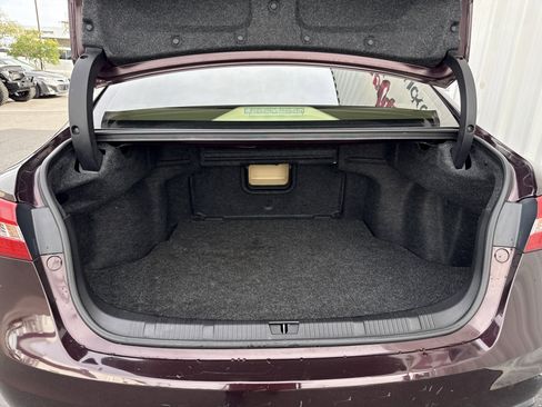 Used 2013 Toyota Avalon Limited image 10