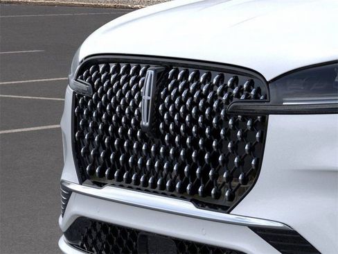 New 2025 Lincoln Aviator Black Label image 34