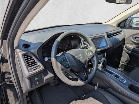 Used 2022 Honda HR-V EX image 12
