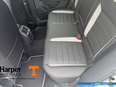 Used 2023 Volkswagen Taos SEL AWD/4WD image 10