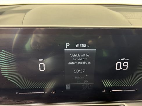 Used 2025 Kia Sorento S w/ Panoramic Sunroof Package image 32