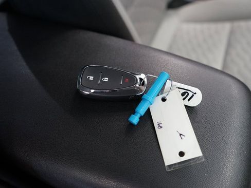 Used 2020 Chevrolet Equinox LS image 49