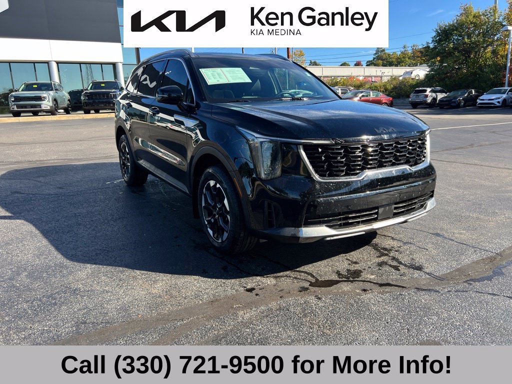 Certified 2024 Kia Sorento S w/ Panoramic Sunroof Package AWD/4WD image 6