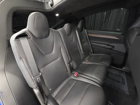 Used 2022 Tesla Model X AWD/4WD image 33