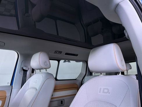 New 2025 Volkswagen ID. Buzz 1st Edition image 22