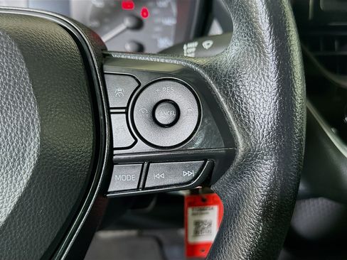 Used 2024 Toyota Corolla LE FWD image 17
