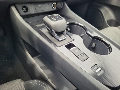 Certified 2026 Nissan Rogue SV FWD image 29
