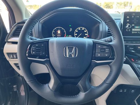 Used 2026 Honda Odyssey Touring image 21