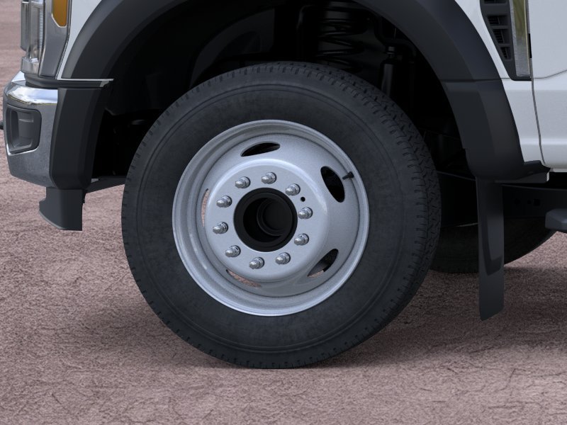 New 2025 Ford F550 2WD Regular Cab Super Duty image 19