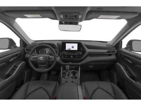 Certified 2026 Toyota Highlander XLE AWD/4WD image 10